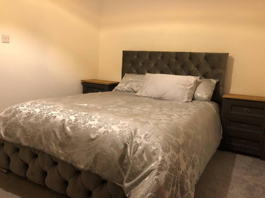 The Villas, Newly Refurbished Modern Home - Free Parking, Prime, Netflix Buckingham Zewnętrze zdjęcie