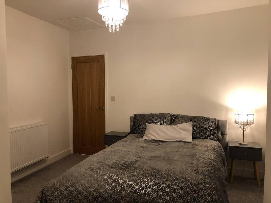 The Villas, Newly Refurbished Modern Home - Free Parking, Prime, Netflix Buckingham Zewnętrze zdjęcie