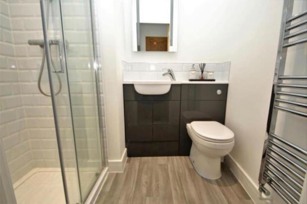 The Villas, Newly Refurbished Modern Home - Free Parking, Prime, Netflix Buckingham Zewnętrze zdjęcie